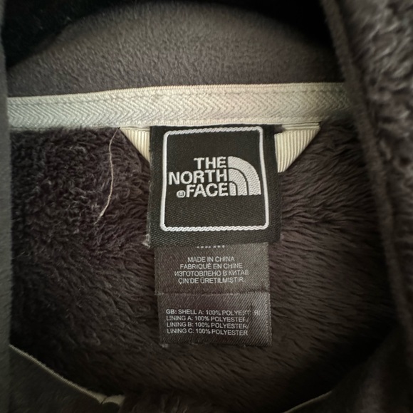 The North Face Grey Fuzzy Jacket - Picture 3 of 6
